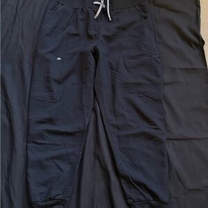 Fabletics Women’s Black Jogger Pants - XL